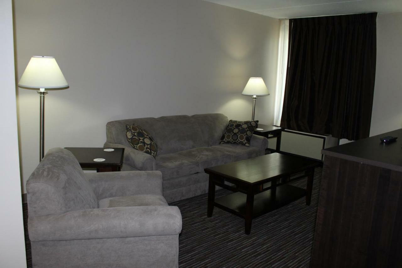 Rodeway Inn Little Falls Екстер'єр фото